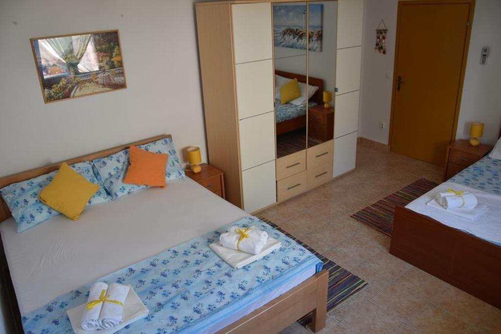 Apartmani Meri Ražanj المظهر الخارجي الصورة