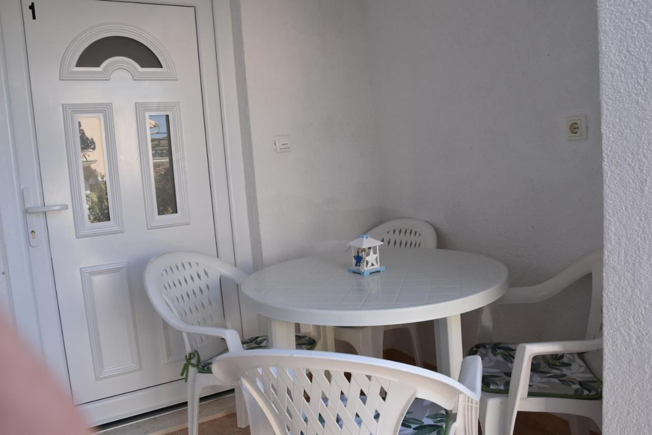 Apartmani Meri Ražanj المظهر الخارجي الصورة